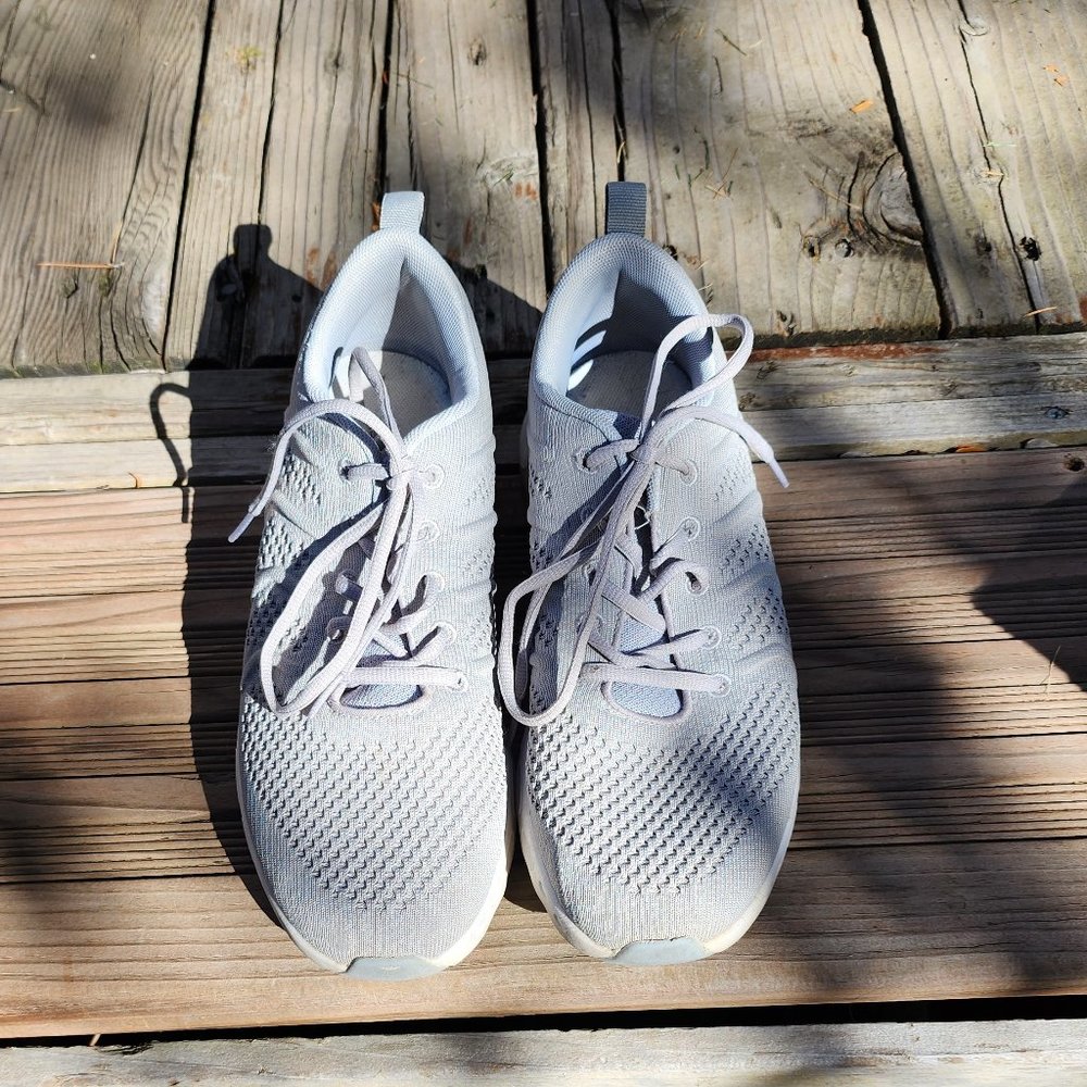 Men's Camel Crown Light Grey Lightweight Sneakers  Size 11/45